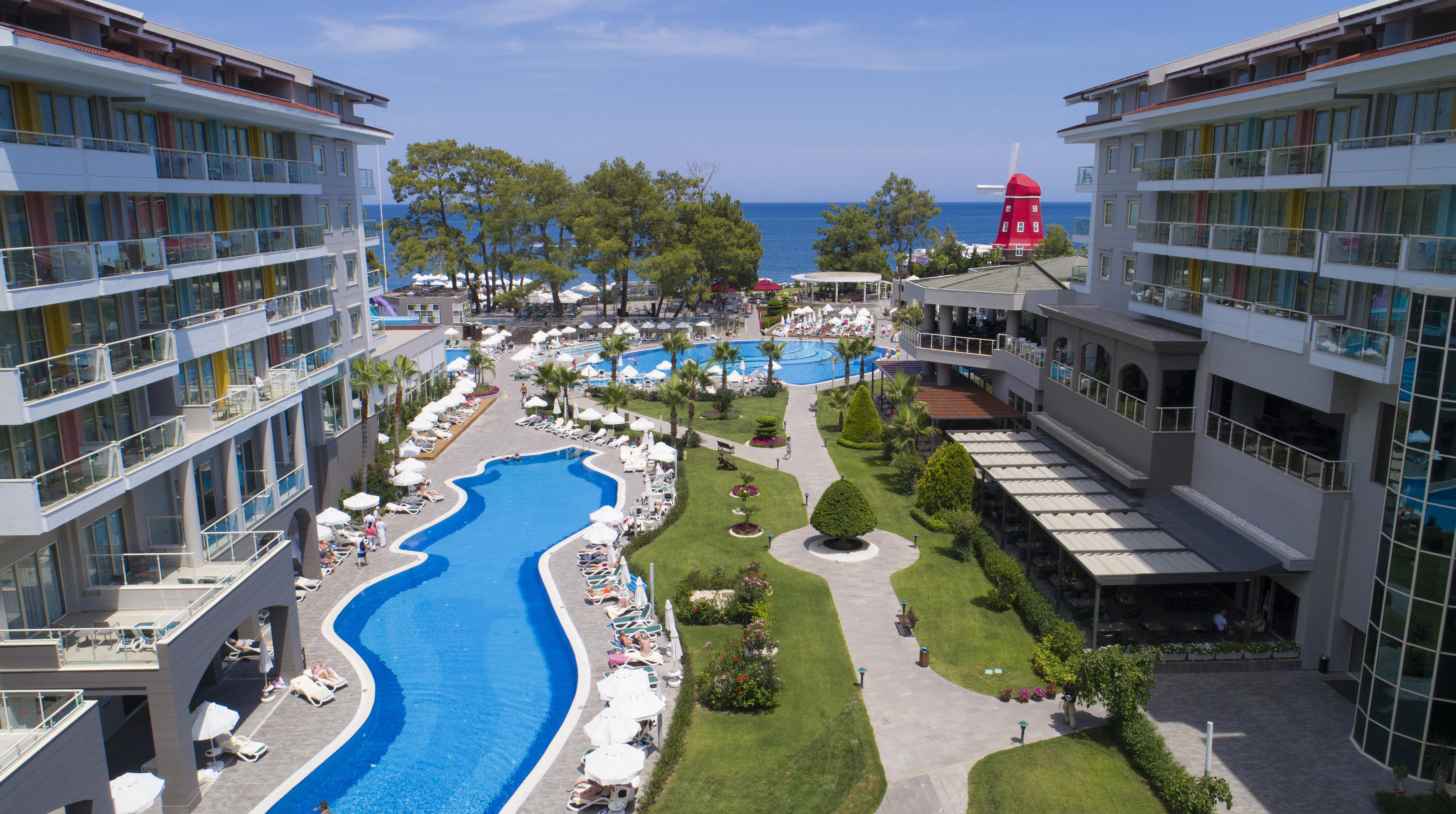 Akra Kemer Bagian luar foto