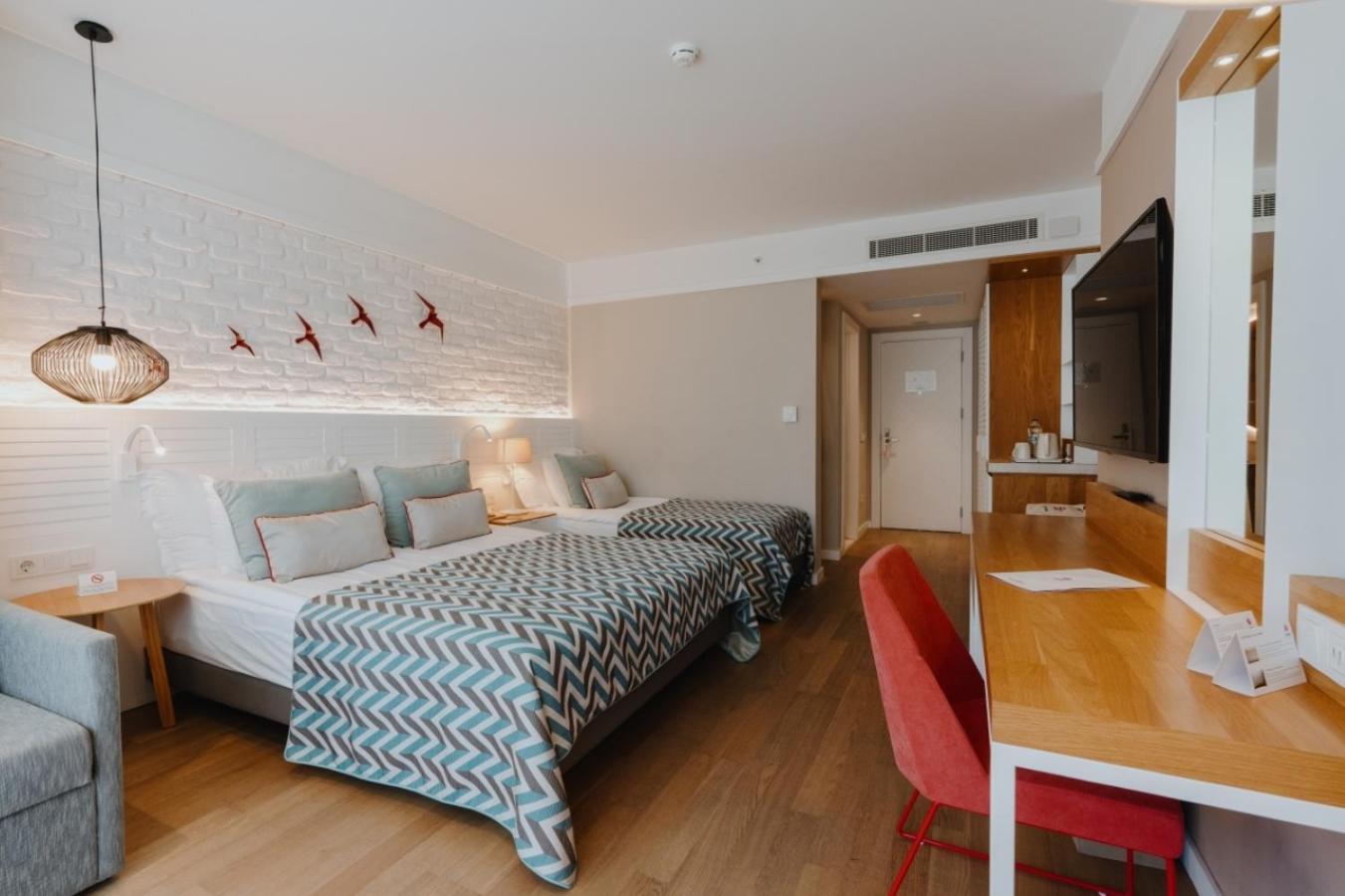 Akra Kemer Bagian luar foto