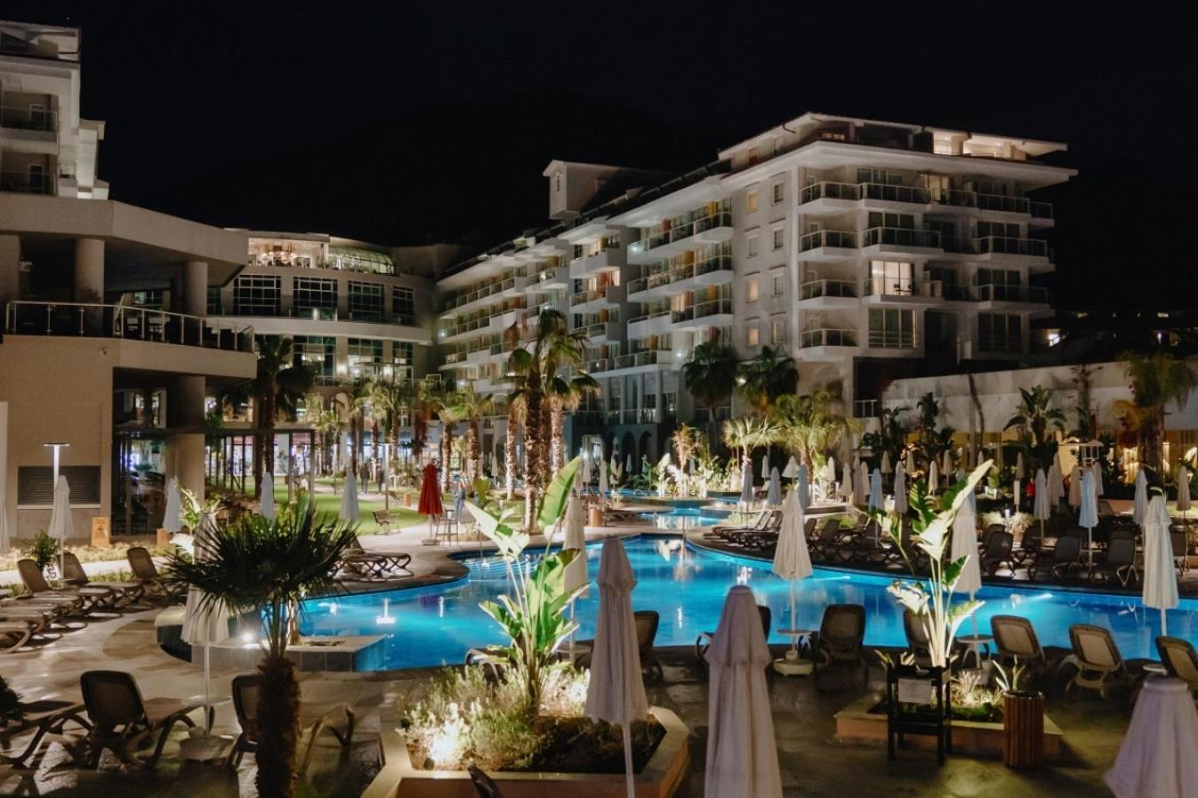 Akra Kemer Bagian luar foto